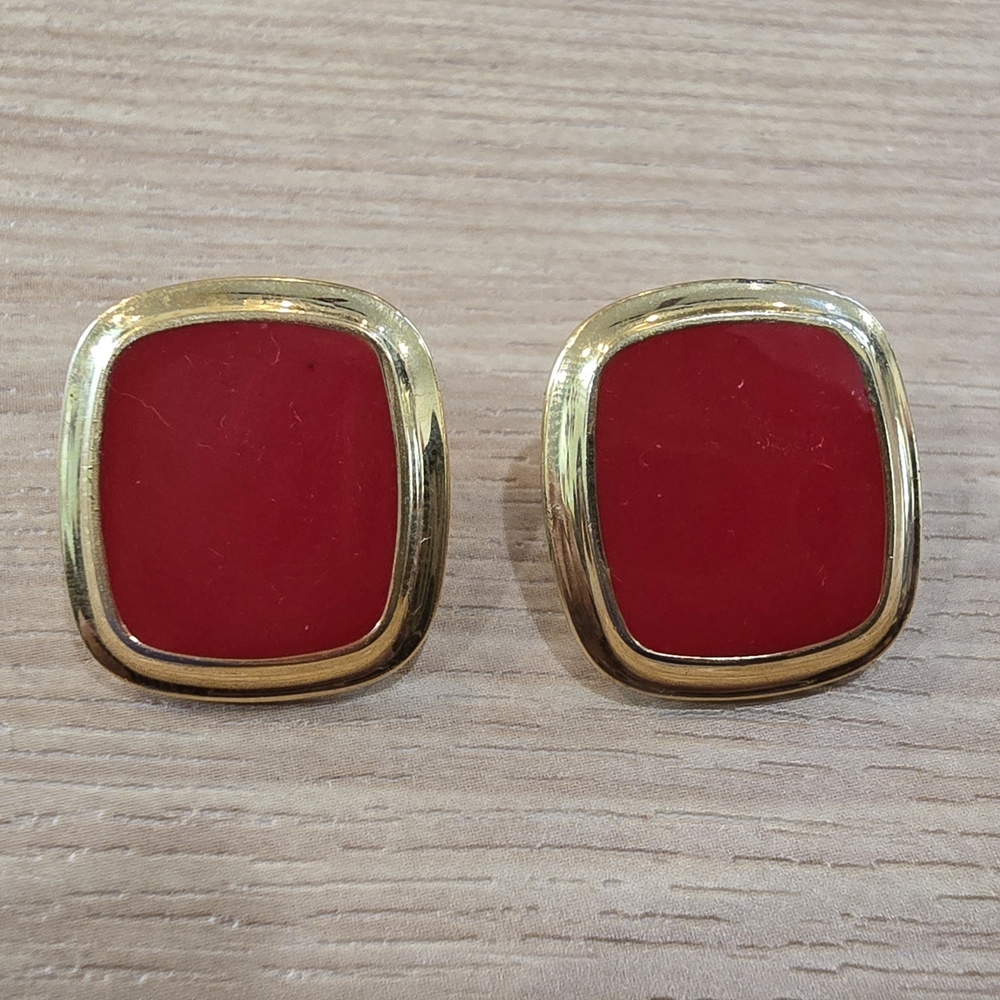 Elegant Gold and Red Earrings